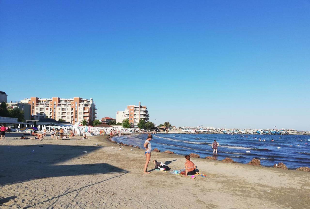 Sunny Day Apartment Pomorie Eksteriør bilde